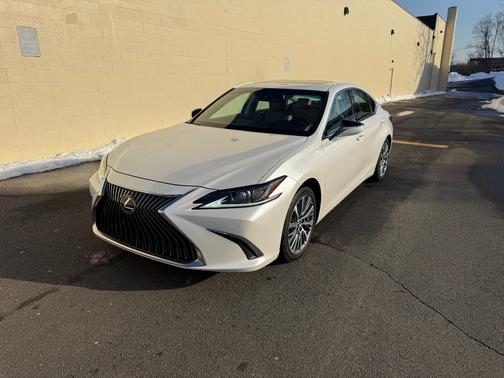 2020 Lexus ES 350 Base