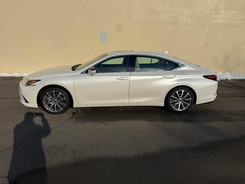 2020 Lexus ES 350 Base