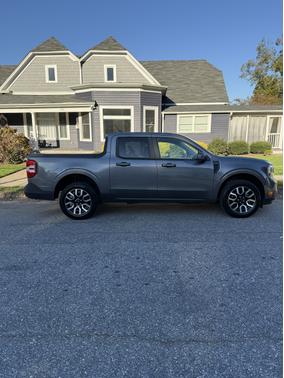 2022 Ford Maverick Lariat