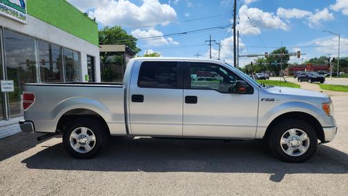 Gray 2011 Ford F-150 XLT
