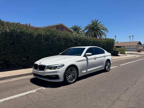 White 2017 BMW 530 i