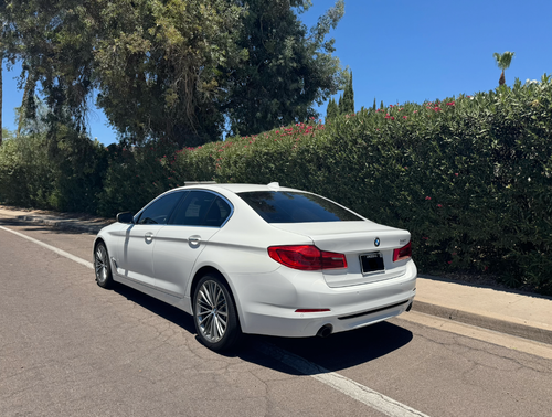 White 2017 BMW 530 i