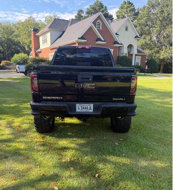 Black 2018 GMC Sierra 1500 Denali