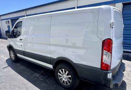 2018 Ford Transit-250 Base