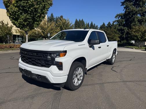 2024 Chevrolet Silverado 1500 Custom