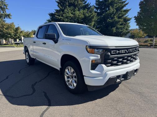 2024 Chevrolet Silverado 1500 Custom