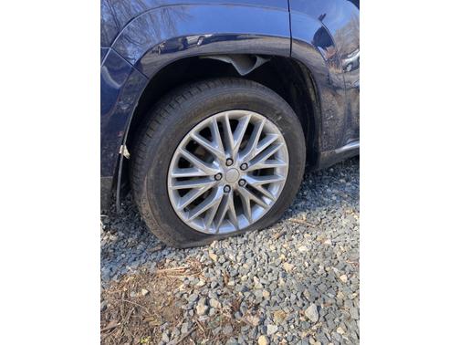 Photo 3 of 4 of 2018 Jeep Grand Cherokee Summit