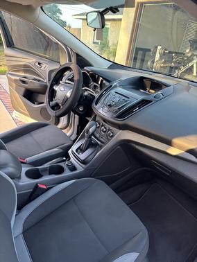 2014 Ford Escape S