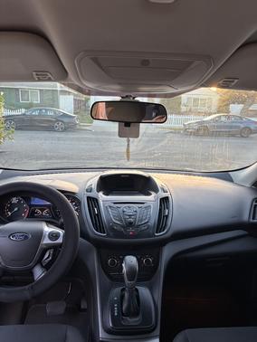 2014 Ford Escape S