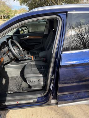 2022 Audi Q5 45 S line Premium