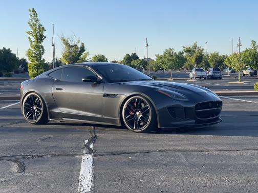 2016 Jaguar F-TYPE R