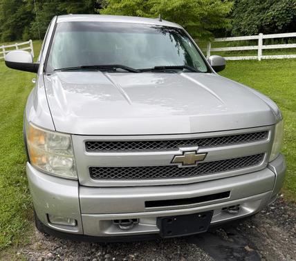 Silver 2010 Chevrolet Silverado 1500 LT
