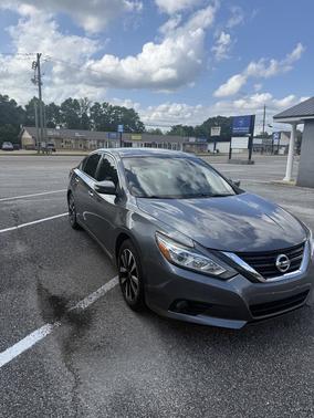 Gray 2018 Nissan Altima 2.5 SL