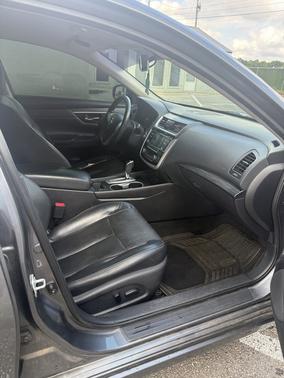 Gray 2018 Nissan Altima 2.5 SL