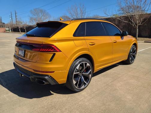 2023 Audi RS Q8 4.0T