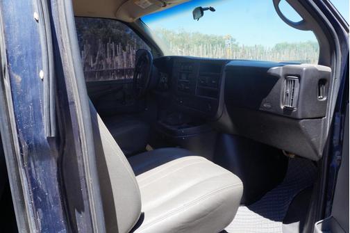 Blue 2008 Chevrolet Express 3500 Base