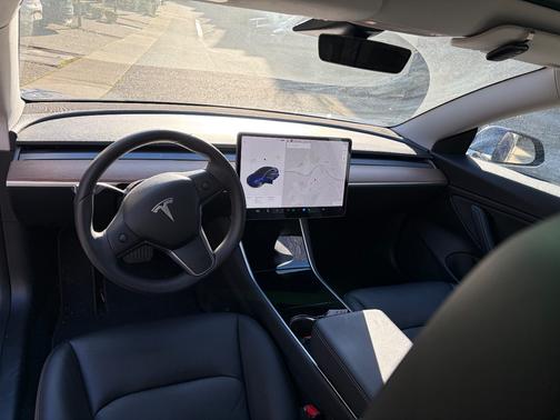 2020 Tesla Model 3 Long Range