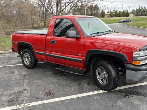 2002 Chevrolet Silverado 1500 Base