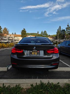 Gray 2016 BMW 320 i