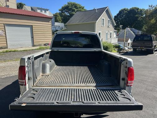 2001 Dodge Dakota Sport