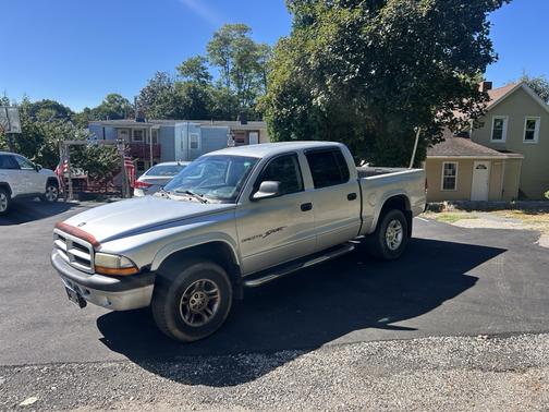 2001 Dodge Dakota Sport