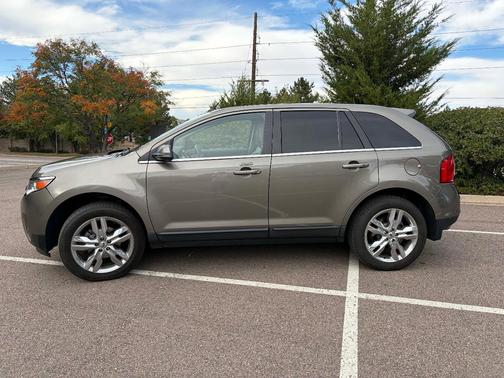 Gray 2013 Ford Edge Limited