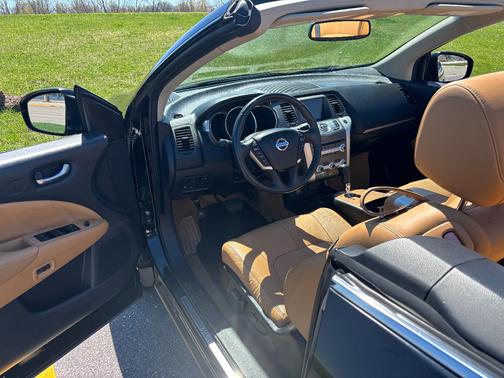 Black 2014 Nissan Murano CrossCabriolet Base