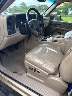 2005 GMC Sierra 2500 SLT H/D Crew Cab