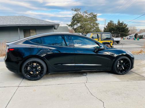 2019 Tesla Model 3 Long Range