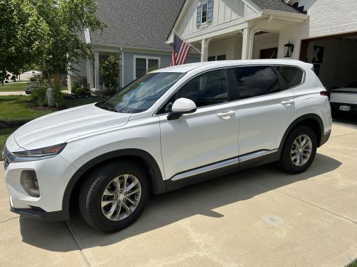 2019 Hyundai SANTA FE SE 2.4