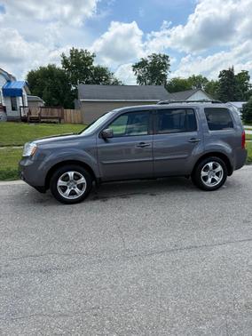 Gray 2015 Honda Pilot EX-L
