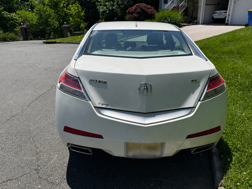White 2010 Acura TL 3.5