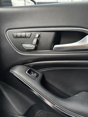 2017 Mercedes-Benz CLA 250 Base