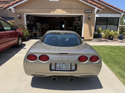 2001 Chevrolet Corvette Base