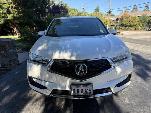 White 2019 Acura MDX 3.5L w/Technology Package