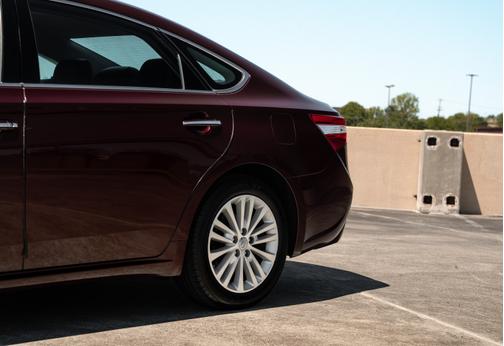 2015 Toyota Avalon Hybrid XLE Touring