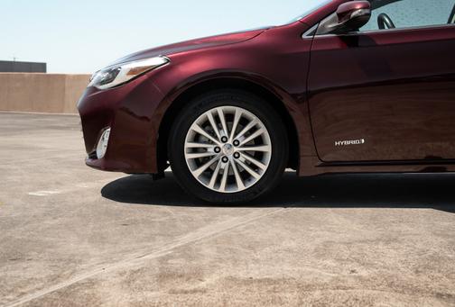 2015 Toyota Avalon Hybrid XLE Touring