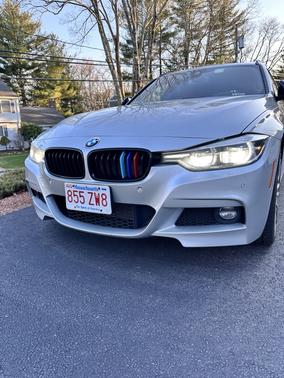 2018 BMW 330 i xDrive