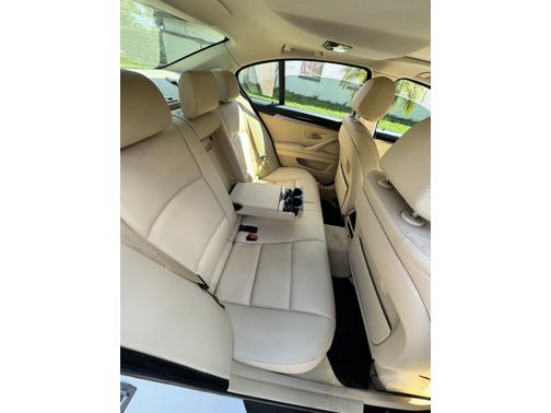 2015 BMW 528 i