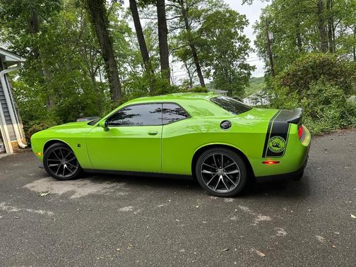 Green 2015 Dodge Challenger R/T Scat Pack