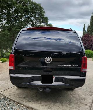 2004 Cadillac Escalade ESV Base