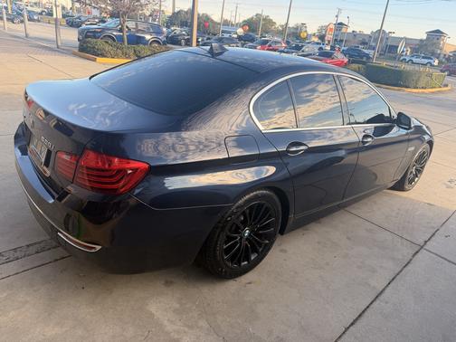 Blue 2015 BMW 528 i xDrive