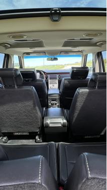 Photo 4 of 8 of 2010 Ford Flex Limited