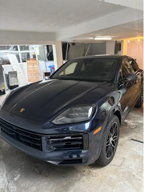2024 Porsche Cayenne Cayenne Coupe