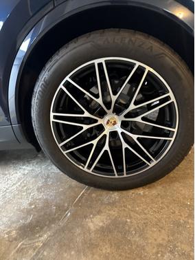 2024 Porsche Cayenne Cayenne Coupe