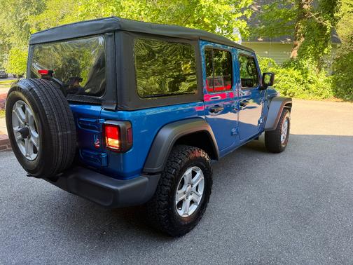 Blue 2022 Jeep Wrangler Unlimited Sport S