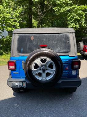 Blue 2022 Jeep Wrangler Unlimited Sport S