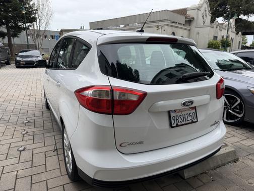 White 2013 Ford C-Max Hybrid SE