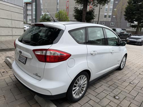 White 2013 Ford C-Max Hybrid SE