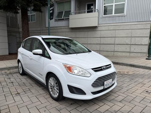 White 2013 Ford C-Max Hybrid SE